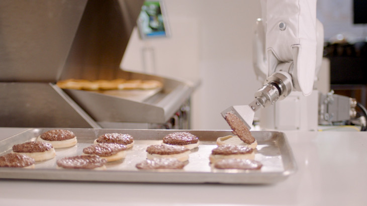 Startup Rolls Out A Robotic Kitchen That Can Cook Food On Its Own