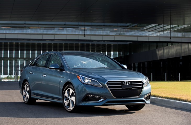 Hyundai Cuts The Prices Of Plug-In Hybrid Sonata With An Increase In Electric Range