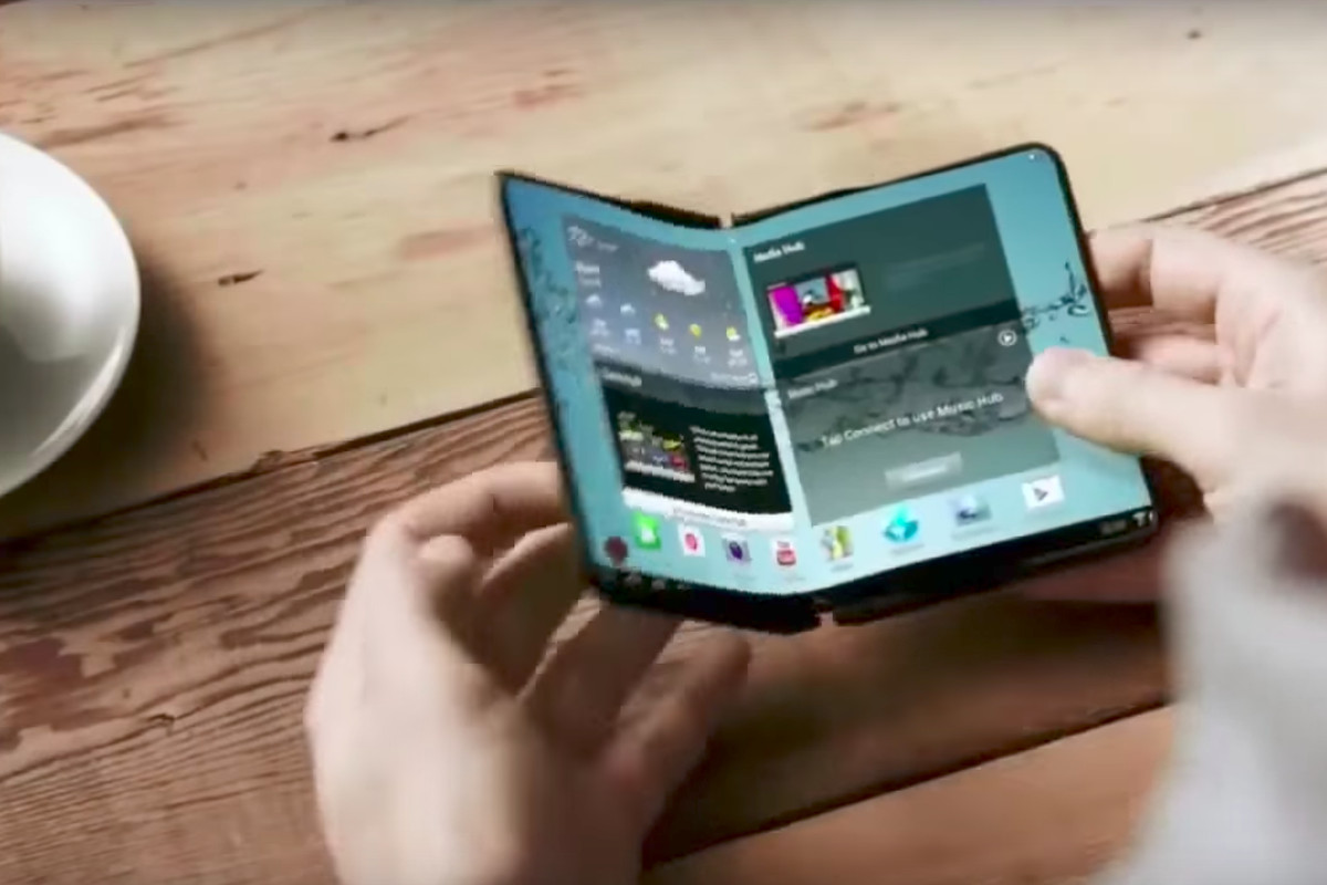 Apple Aiming For Foldable Handsets With A Difference